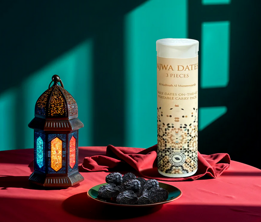 Ajwa Dates On the Go : Pop-top lids